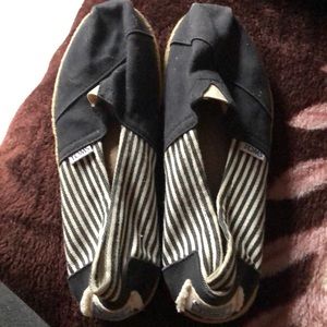 Toms shoes